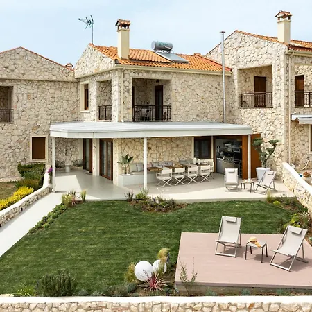 Constance's House Seaside In Feriehus Nikiti (Sithonia)