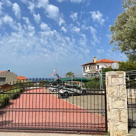 Constance's House Seaside In Nikiti (Sithonia)