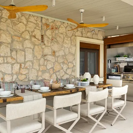 Constance's House Seaside In Nikiti (Sithonia)