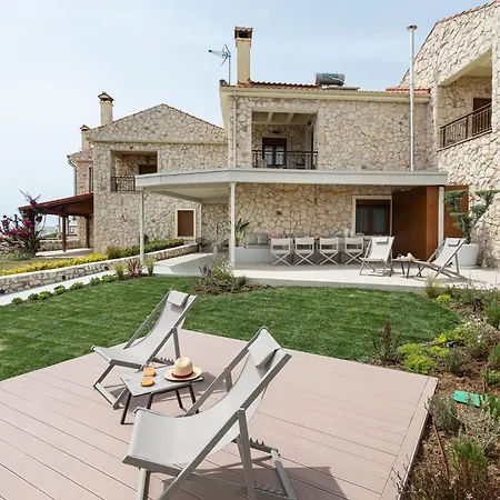 Case de vacanță Constance's House Seaside In Nikiti (Sithonia)